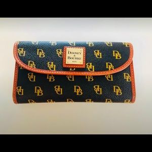 Dooney & Burke Wallet